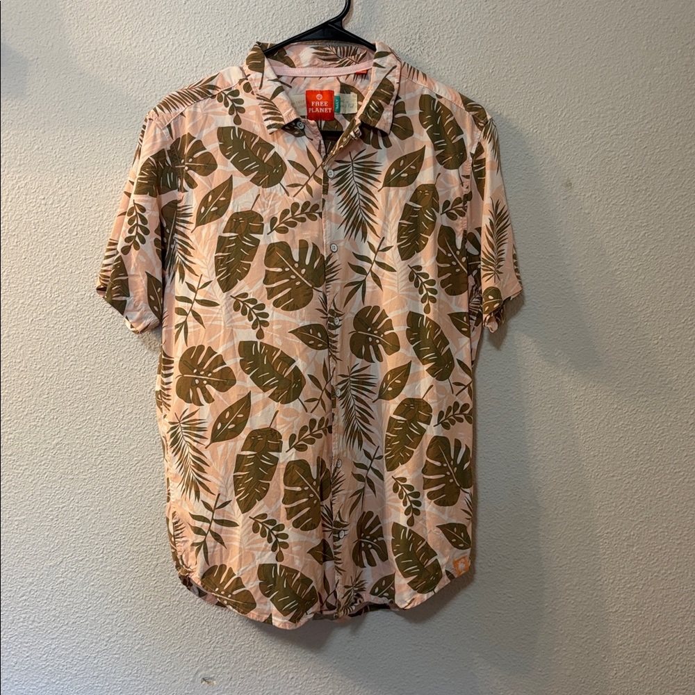 Free Planet Leaf Pattern Shirt in Pink and Brown